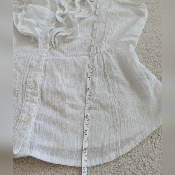 White Ruffled Sleeveless Top - Picture 4 of 7